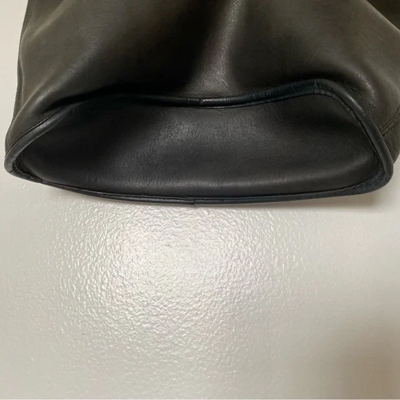 Vintage Coach Zipper Tote Navy Leather No. 9785 Made in NYC - Picture 8 of 14